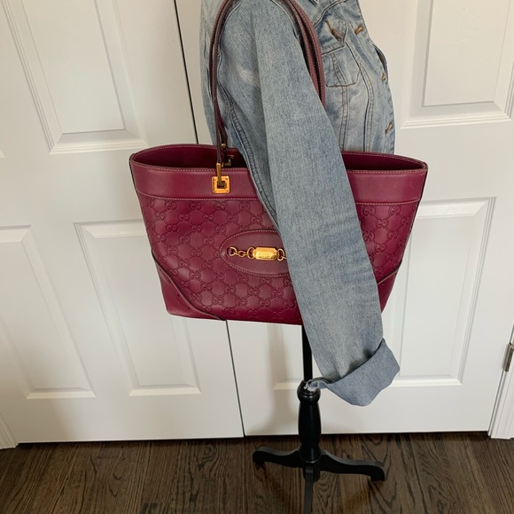 Authentic Gucci Purse - Picture 3 of 13